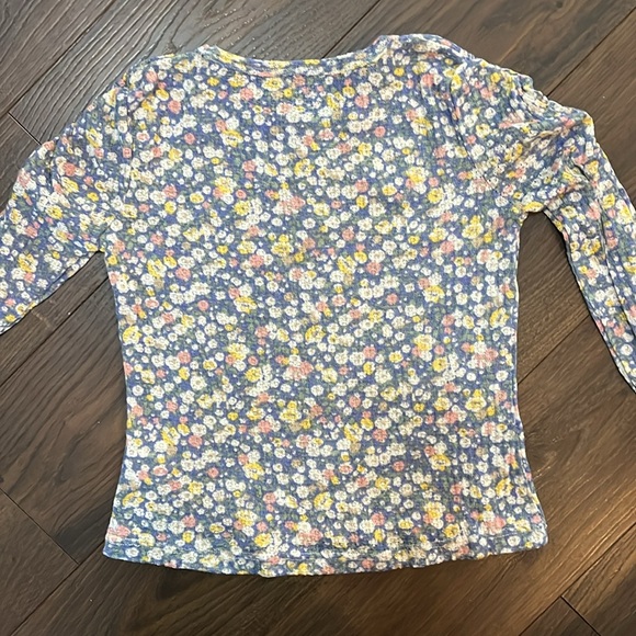 Floral top - Picture 6 of 10